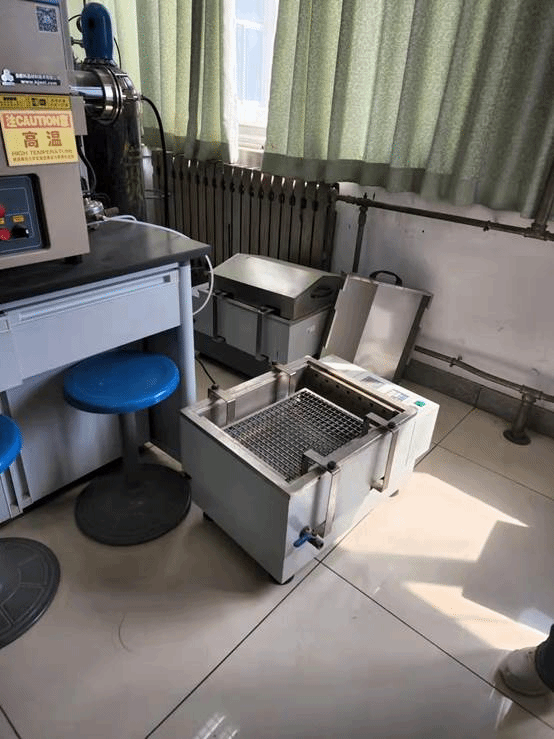 //web.eynyforum.net:8080/_vsl/CE0681343143F49206EDDE73D9FBC4D5/68FB913E/C6E1